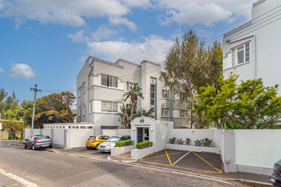To Let 2 Bedroom Property for Rent in Gardens Western Cape